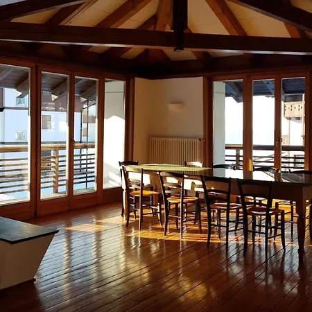 Mit Balkon By Interhome Appartement